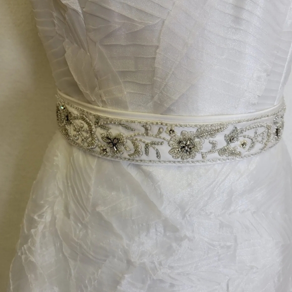 Destinations by Mon CHERI Ivory Floor Lenth Cocktail Dress Size 6 New with Tags - Picture 3 of 7